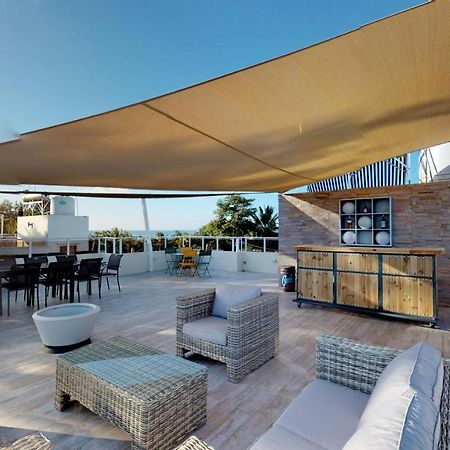Penthouse - Private Roof Terrace - Sea & Mountain View Apartment Grand Baie Exterior photo